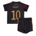 Tyskland Serge Gnabry #10 Replika Babykläder Borta matchkläder barn VM 2022 Korta ärmar (+ Korta byxor)